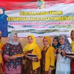 PELATIHAN KETRAMPILAN PEMBUATAN KUE